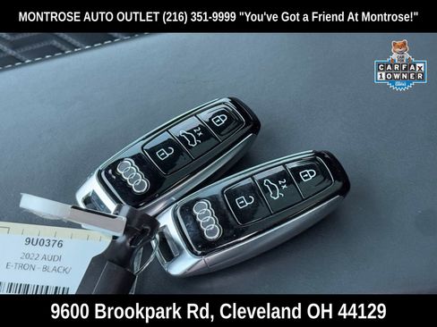 Used 2022 Audi e-tron S Premium Plus image 63