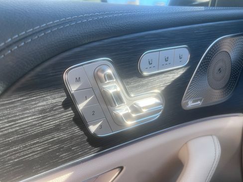 Used 2024 Mercedes-Benz GLE 450 4MATIC image 10