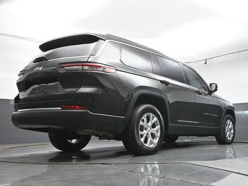 Used 2023 Jeep Grand Cherokee L Limited image 39