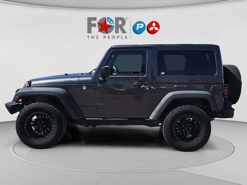 Used 2017 Jeep Wrangler Sport AWD/4WD image 2