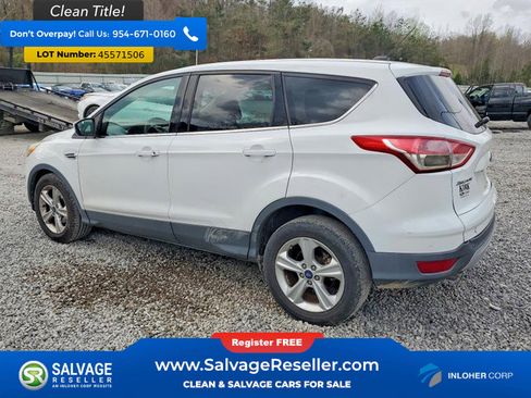 Used 2015 Ford Escape SE image 3