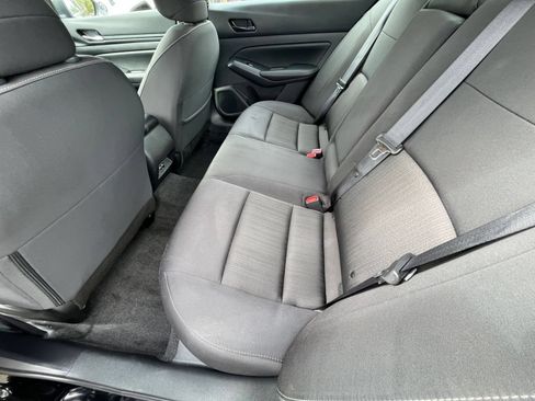 Used 2025 Nissan Altima 2.5 SV FWD image 27