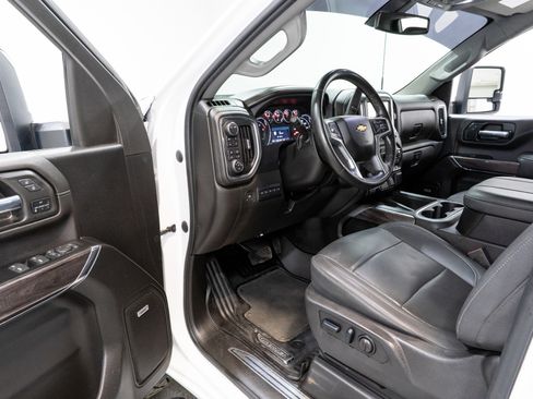 Used 2023 Chevrolet Silverado 2500 LTZ w/ LTZ Plus Package image 13