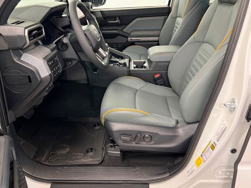 New 2026 Toyota Tacoma 4x4 Double Cab Hybrid image 17