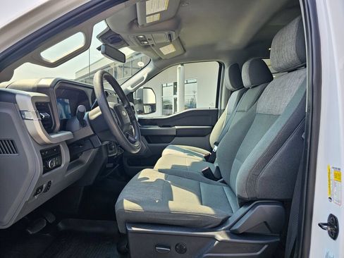 Used 2023 Ford F350 XLT w/ XLT Premium Package AWD/4WD image 20