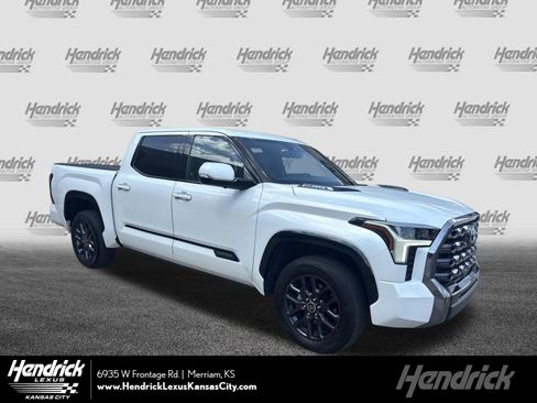 Used 2023 Toyota Tundra Platinum AWD/4WD image 1