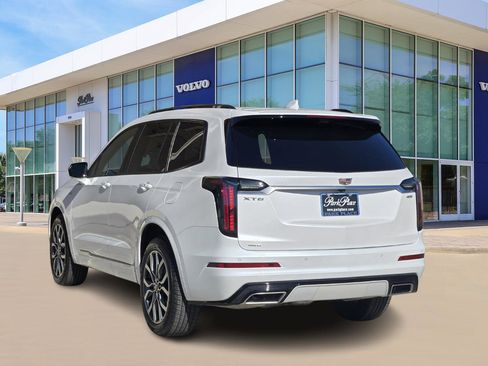 Used 2024 Cadillac XT6 Sport w/ Platinum Package image 4