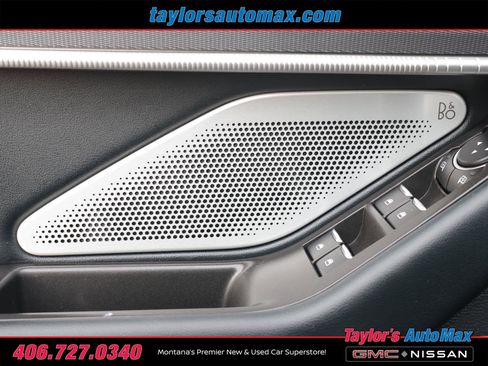 Used 2025 Ford Explorer ST image 33