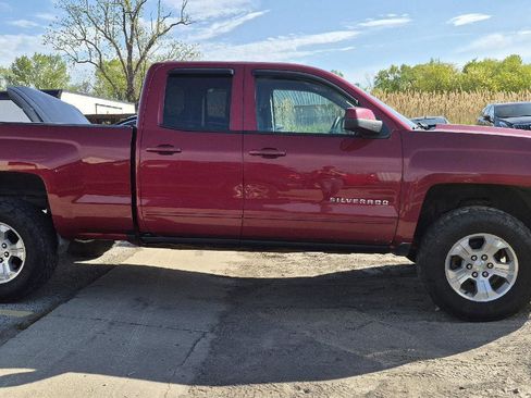 Used 2018 Chevrolet Silverado 1500 LT w/ True North Edition AWD/4WD image 3