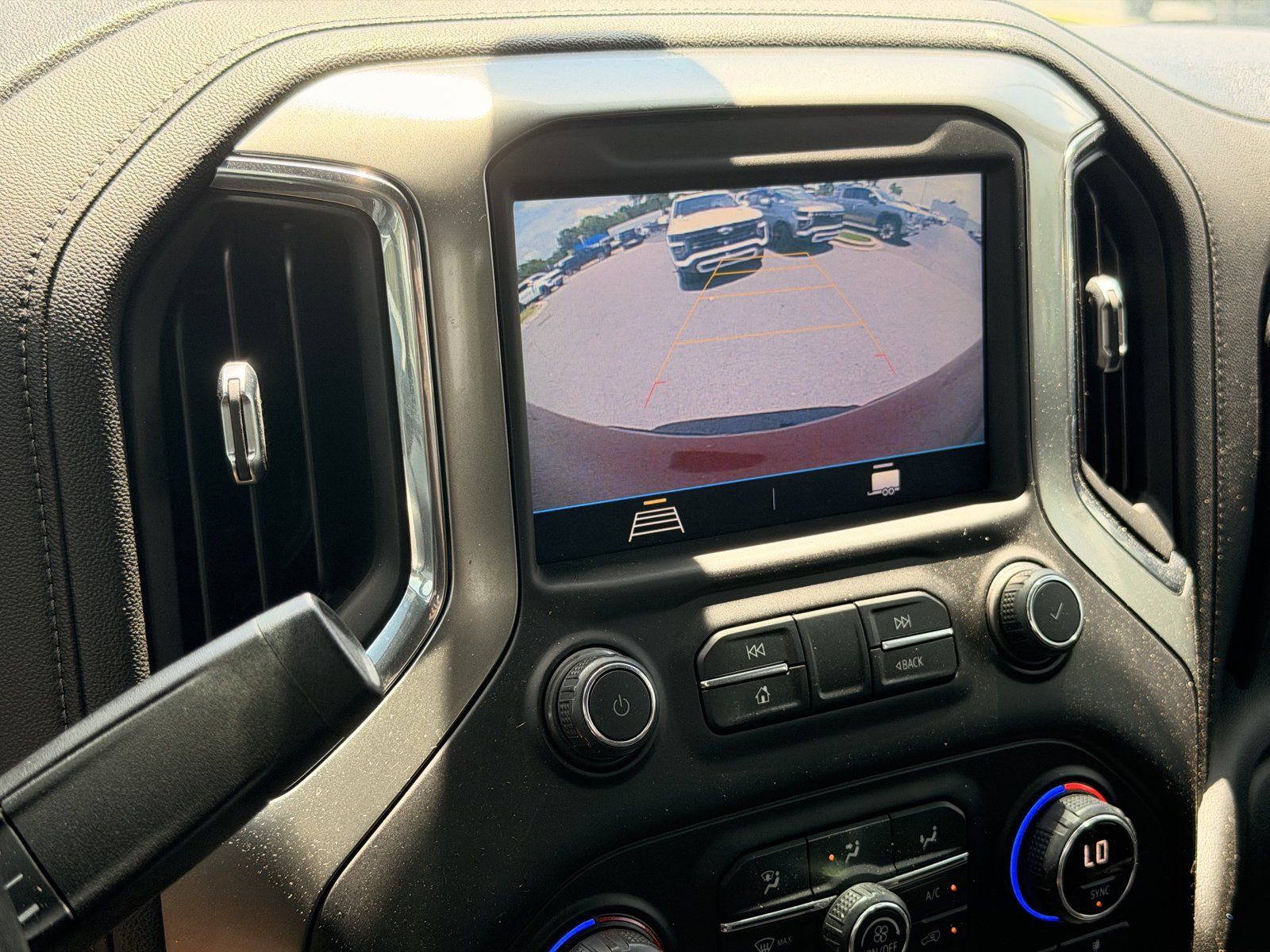 Used 2021 Chevrolet Silverado 1500 RST w/ Bed Protection Package AWD/4WD image 25