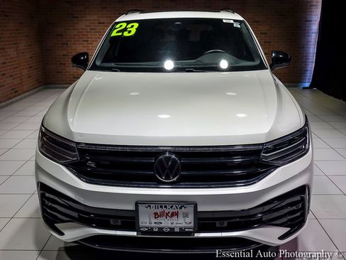 Used 2023 Volkswagen Tiguan SE R-Line AWD/4WD image 6