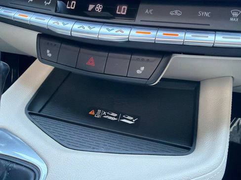 Used 2021 Cadillac CT4 Luxury w/ Sun And Sound Package RWD image 18