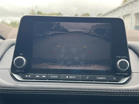 Certified 2023 Nissan Rogue S image 6