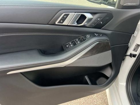 Certified 2025 BMW X5 xDrive40i AWD/4WD image 23