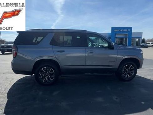 Used 2021 Chevrolet Tahoe Z71 w/ Z71 Signature Package image 9