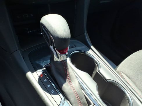 Used 2024 Chevrolet Equinox RS FWD image 27