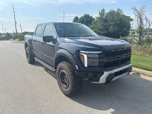 Used 2025 Ford F150 Raptor AWD/4WD image 2