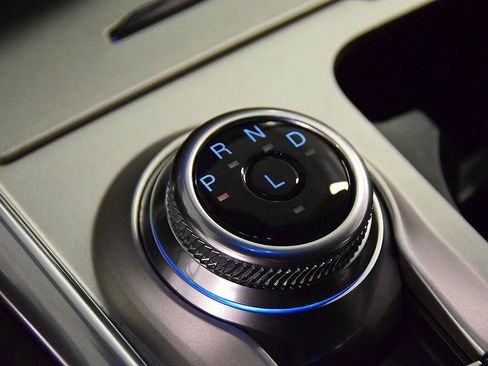 Used 2023 Ford Explorer XLT w/ Equipment Group 202A image 27