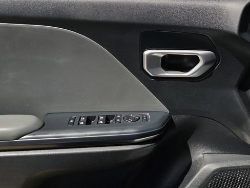 Used 2025 Kia K4 FWD image 20