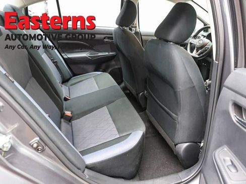 Used 2024 Nissan Versa SV FWD image 23