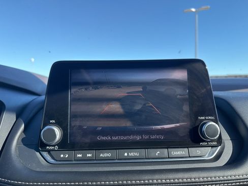 Certified 2023 Nissan Rogue SV w/ SV Premium Package image 31