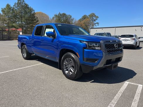 New 2026 Nissan Frontier SV w/ All-Weather Content Package RWD image 4