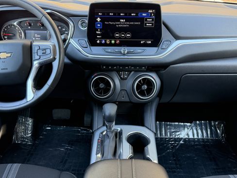 Used 2023 Chevrolet Blazer LT w/ Driver Confidence Package image 7