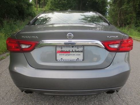 Used 2017 Nissan Maxima Platinum FWD image 6