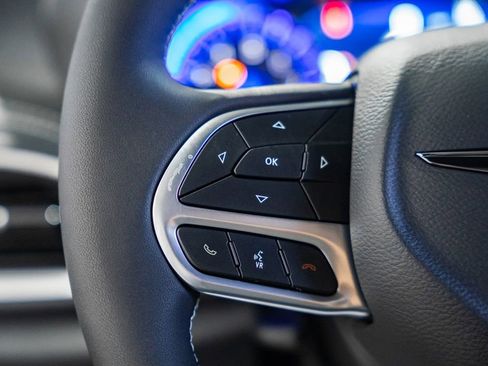 New 2026 Chrysler Pacifica Select image 25