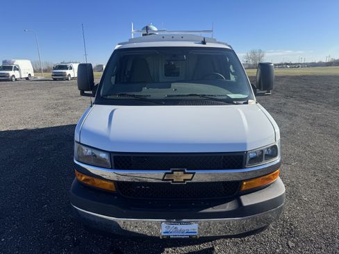New 2025 Chevrolet Express 3500 w/ Power Convenience Package image 10