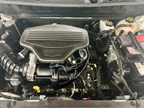 Used 2023 Cadillac XT6 Premium Luxury AWD/4WD image 38