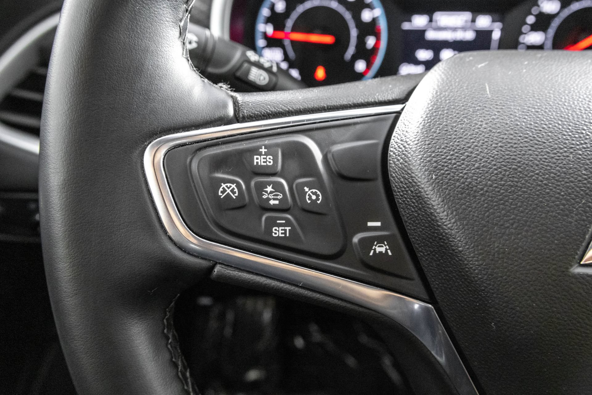 Used 2025 Chevrolet Malibu RS FWD image 25