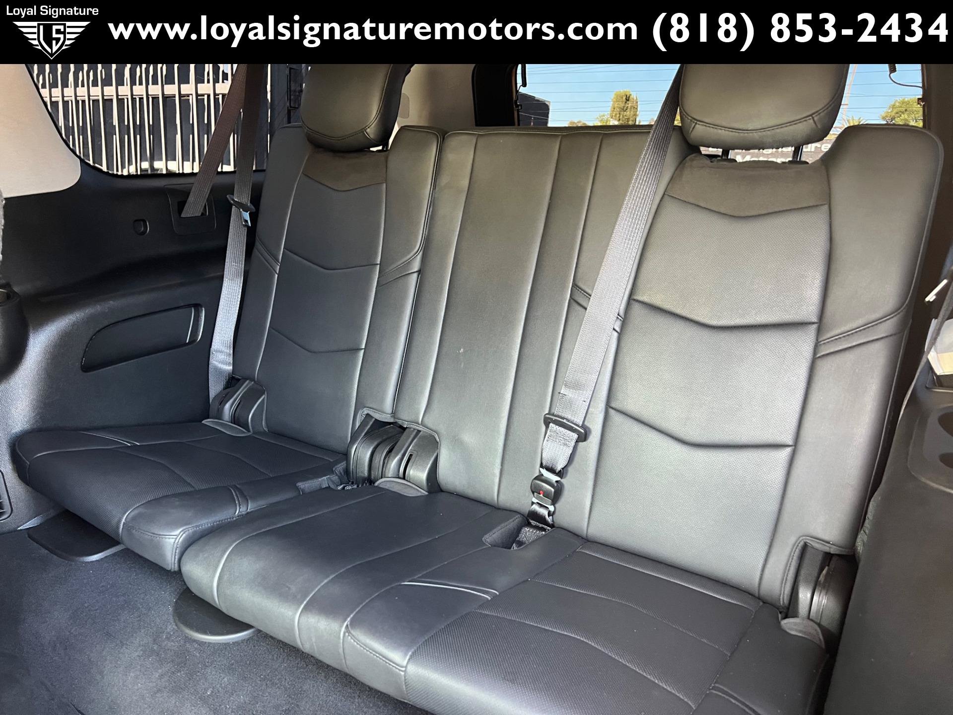 Used 2018 Cadillac Escalade ESV Luxury RWD image 15