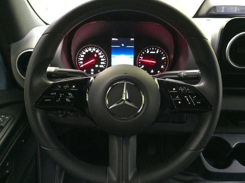 Used 2026 Mercedes-Benz Sprinter 2500 image 21