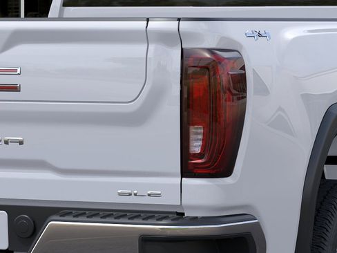 New 2026 GMC Sierra 2500 SLE AWD/4WD image 11