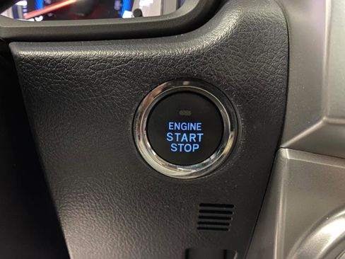 Used 2016 Toyota 4Runner Limited image 33