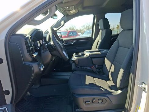 New 2026 GMC Sierra 1500 SLE image 14