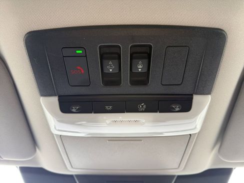 New 2026 Nissan Pathfinder Platinum w/ Cargo Package image 11