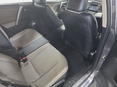 Used 2017 Toyota RAV4 Limited image 11