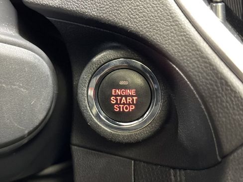 Used 2024 Subaru Forester Premium AWD/4WD image 17