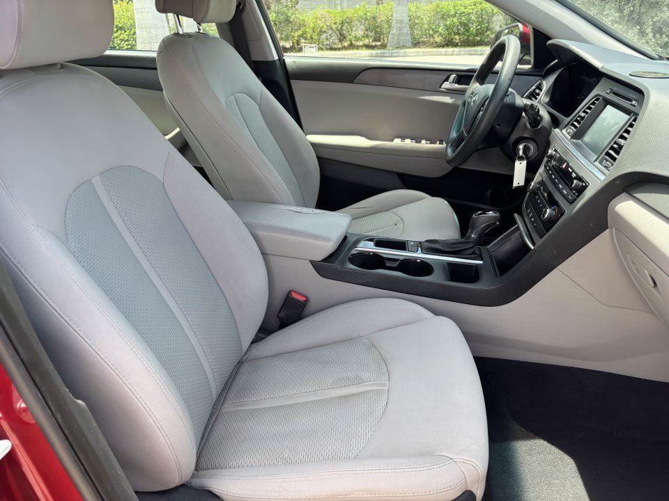 Used 2016 Hyundai Sonata SE FWD image 23