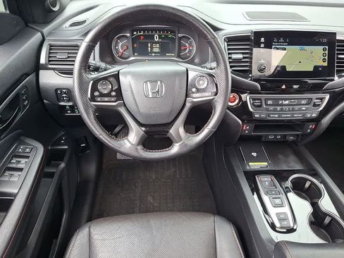 Used 2024 Honda Passport Black Edition image 21