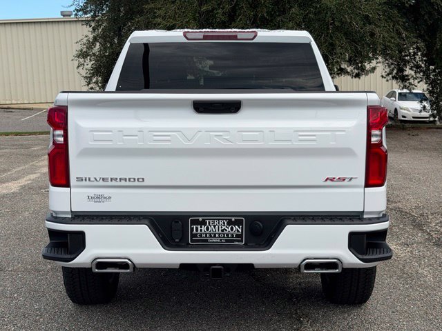 New 2026 Chevrolet Silverado 1500 RST w/ Z71 Off-Road Package AWD/4WD image 3
