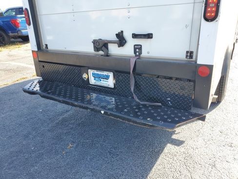 Certified 2022 Ford Transit 350 DRW image 11