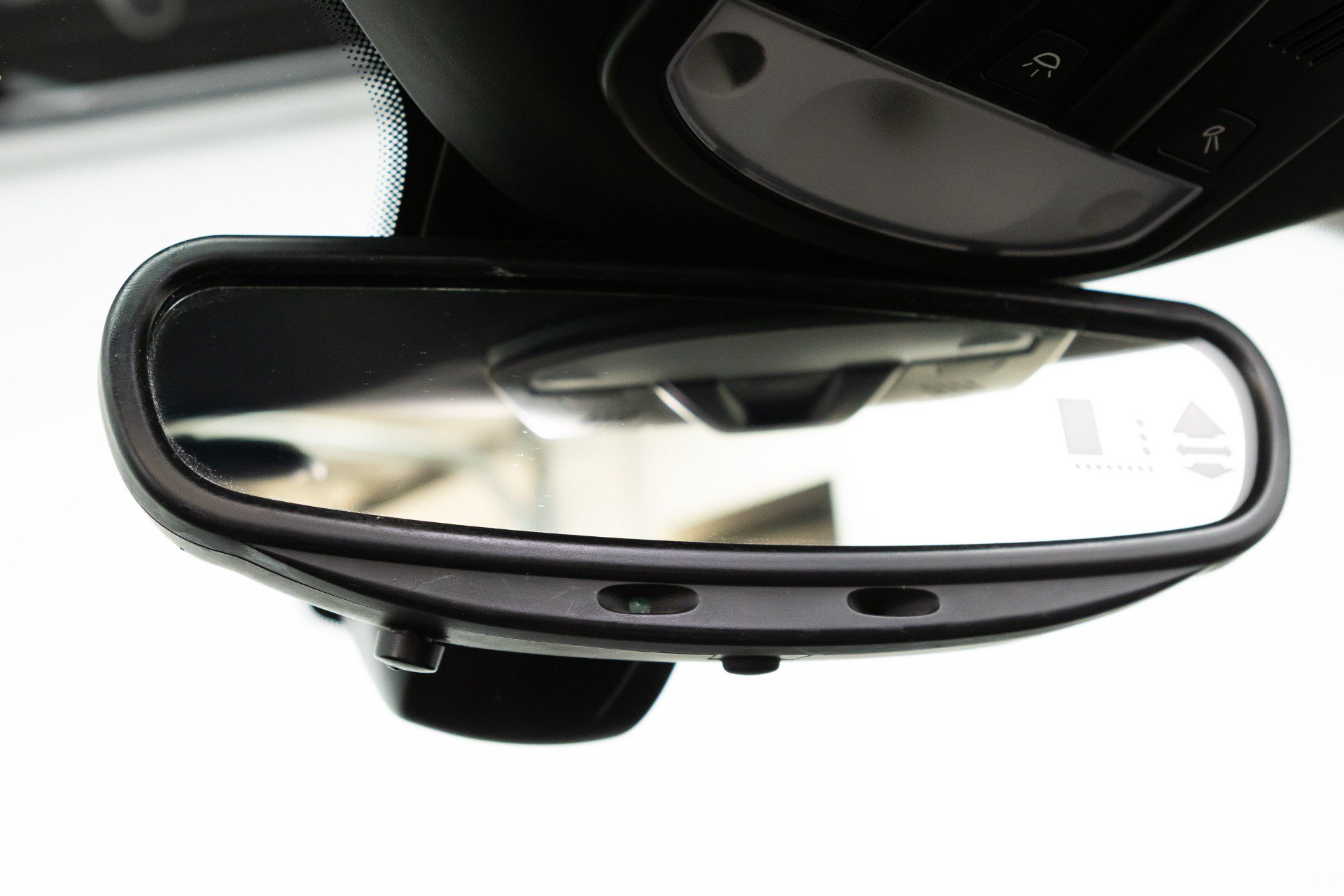 Used 2010 Ferrari California RWD image 88