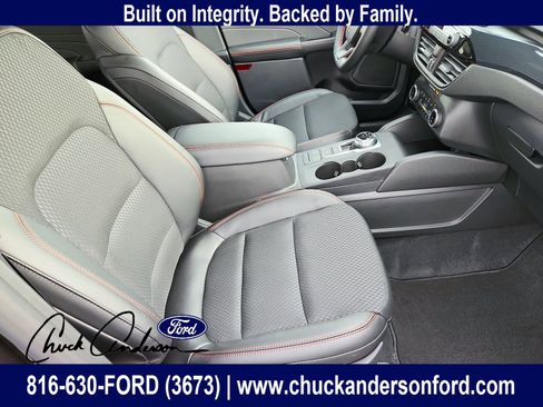 New 2026 Ford Escape ST-Line w/ Cold Weather Package AWD/4WD image 24