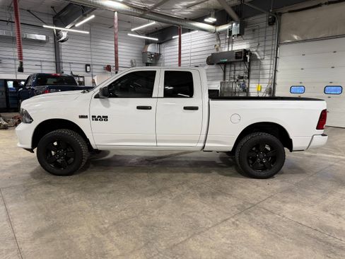 Certified 2017 RAM 1500 Express w/ Express Value Package image 39