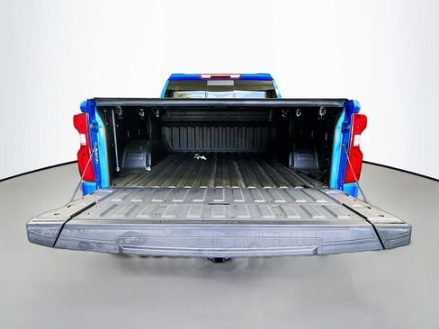 Used 2025 Chevrolet Silverado 1500 LT Trail Boss w/ Convenience Package II image 26