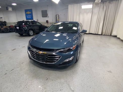 Used 2024 Chevrolet Malibu LT FWD image 5
