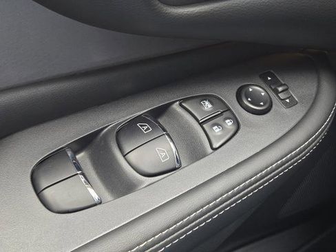 Certified 2024 Nissan Murano SL image 29